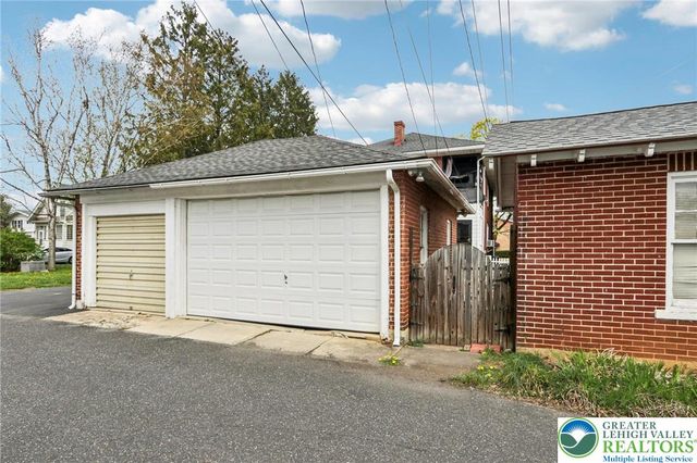 1220 North 19th Street, Allentown City, PA 18104