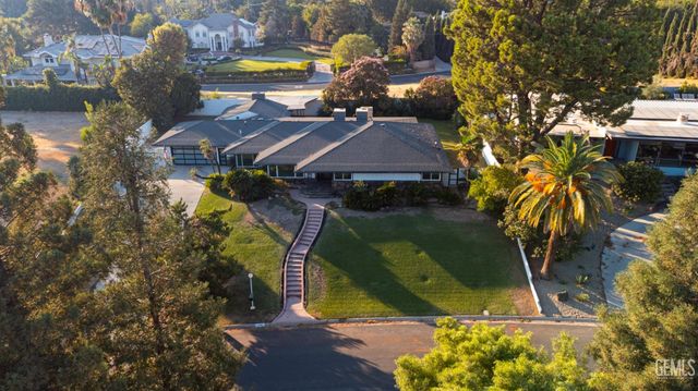 3946 Claremont Drive, Bakersfield, CA 93306