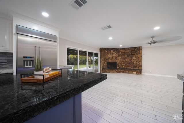 3946 Claremont Drive, Bakersfield, CA 93306