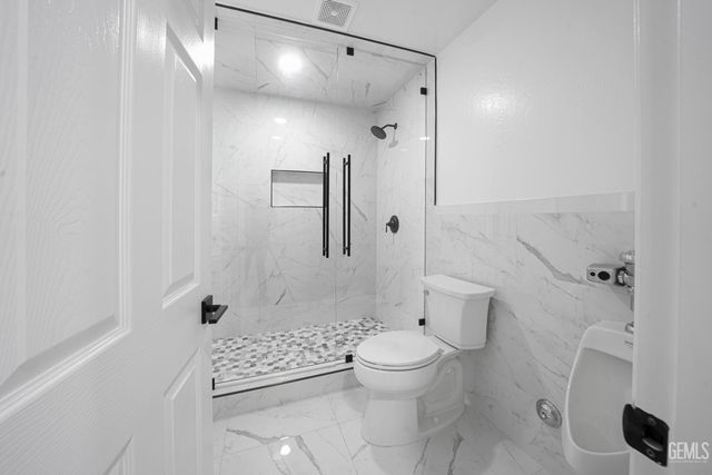 3946 Claremont Drive, Bakersfield, CA 93306