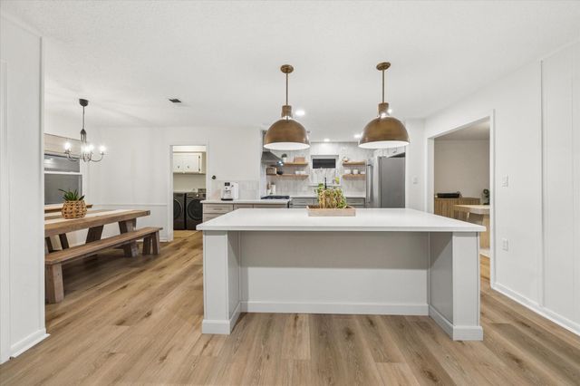 15722 Brookvilla Drive, Houston, TX 77059