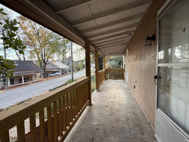 110 Ninth Street, Trion, GA 30753