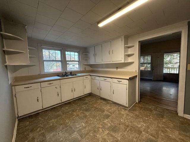 110 Ninth Street, Trion, GA 30753