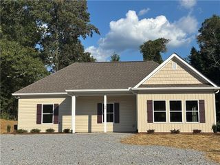 50 OLIVE BRANCH Lane, Dahlonega, GA 30533