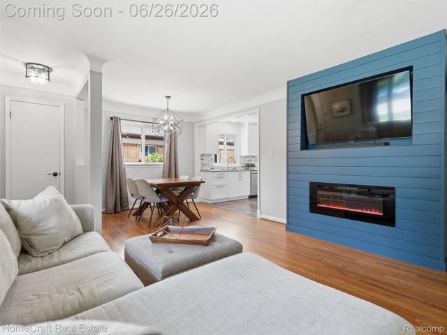 9338 FLORIDA Street, Livonia, MI 48150