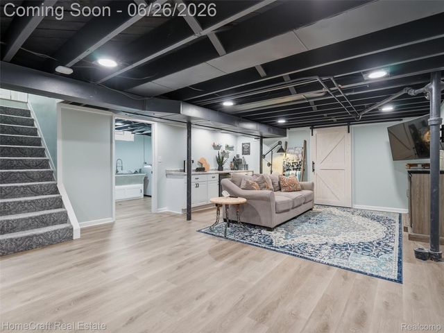 9338 FLORIDA Street, Livonia, MI 48150
