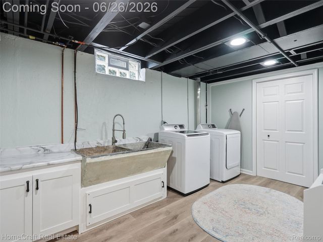9338 FLORIDA Street, Livonia, MI 48150