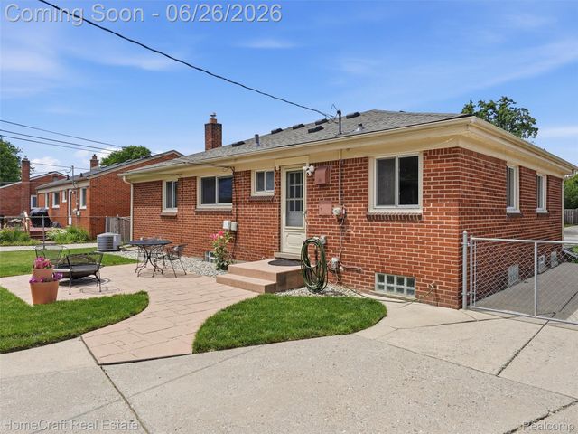 9338 FLORIDA Street, Livonia, MI 48150
