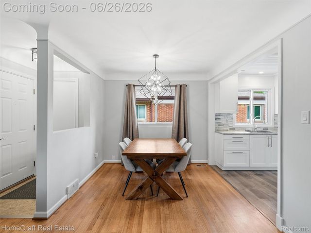 9338 FLORIDA Street, Livonia, MI 48150
