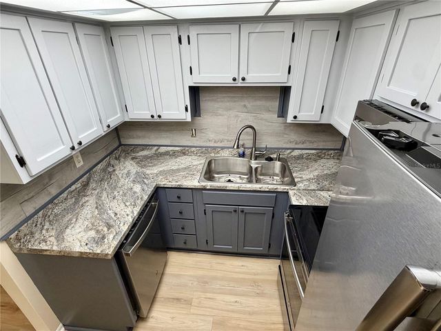 1320 MORELAND DRIVE 12, Clearwater, FL 33764