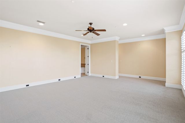 501 Samuels Avenue 320, Fort Worth, TX 76102