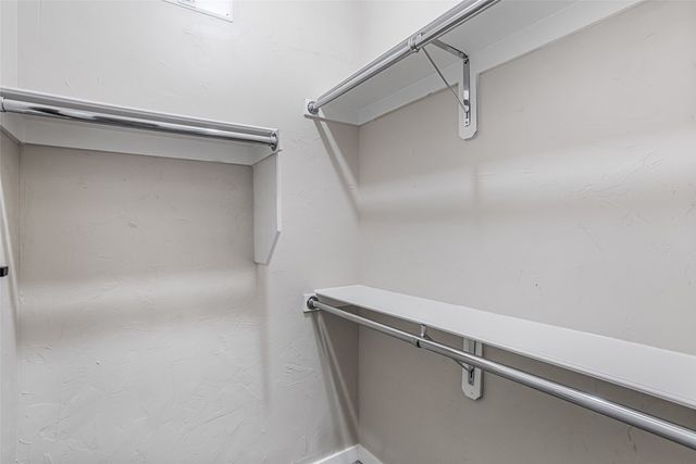 501 Samuels Avenue 320, Fort Worth, TX 76102