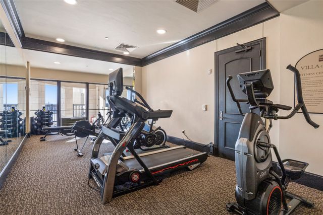 501 Samuels Avenue 320, Fort Worth, TX 76102