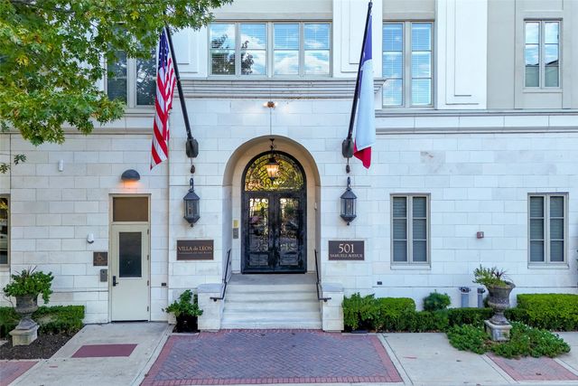 501 Samuels Avenue 320, Fort Worth, TX 76102