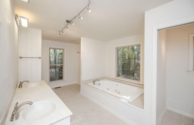 6768 Cobbham Road, Appling, GA 30802