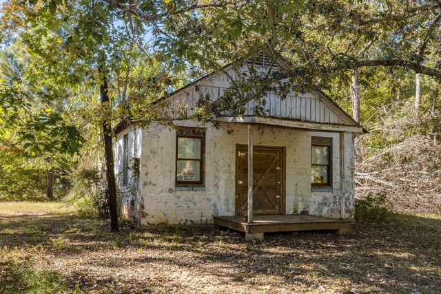 6768 Cobbham Road, Appling, GA 30802