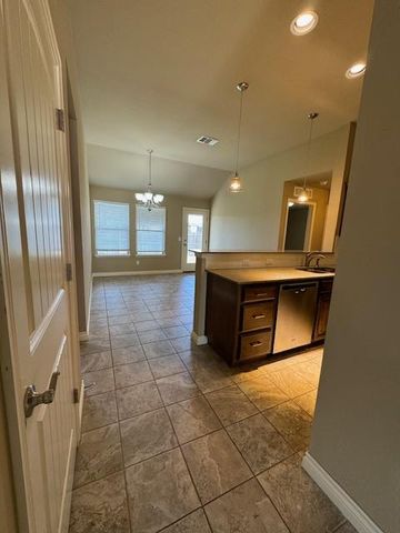 2729 NW 189th Street, Edmond, OK 73012