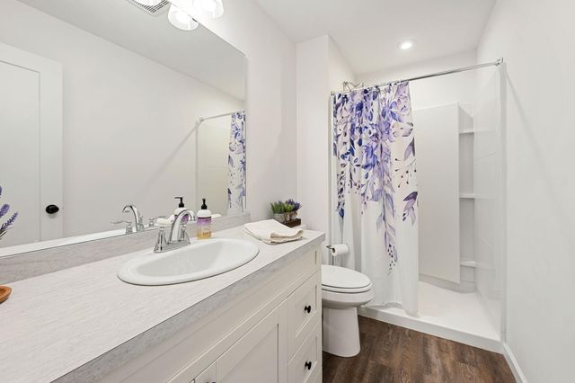 423 Eagle Street NW, Isanti, MN 55040