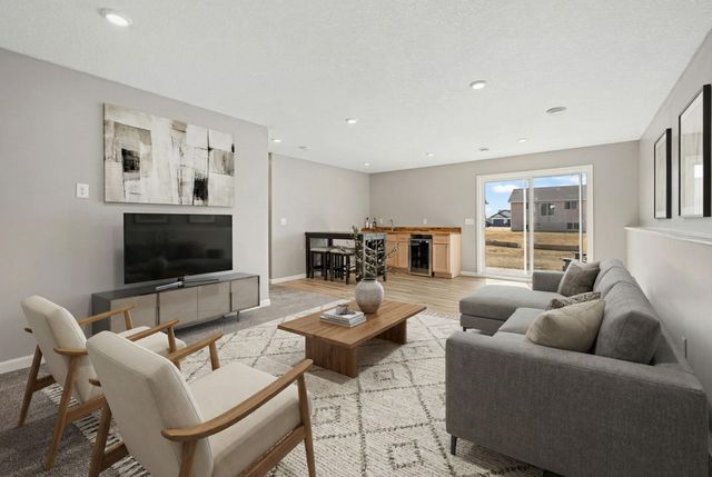 423 Eagle Street NW, Isanti, MN 55040