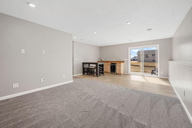 423 Eagle Street NW, Isanti, MN 55040