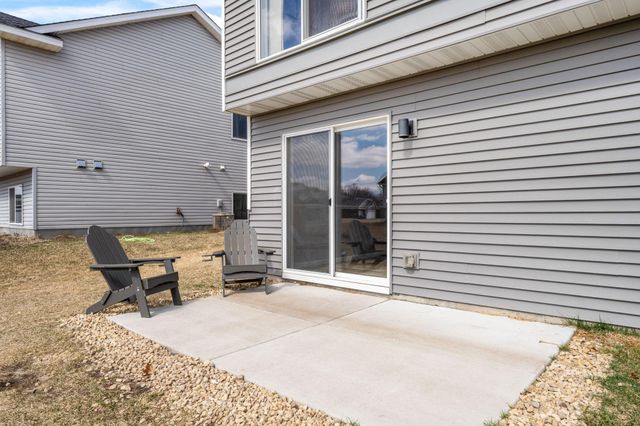 423 Eagle Street NW, Isanti, MN 55040