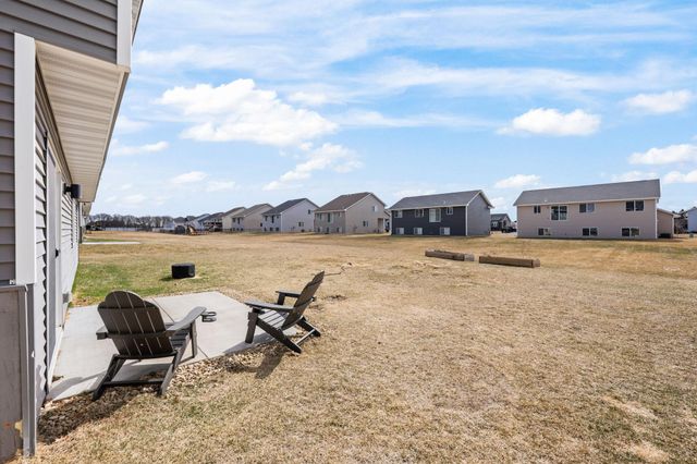 423 Eagle Street NW, Isanti, MN 55040