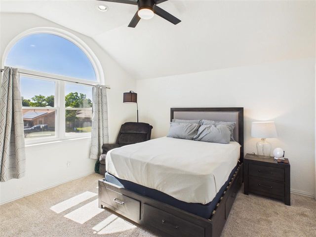 1111 NW 73rd St, Lawton, OK 73505
