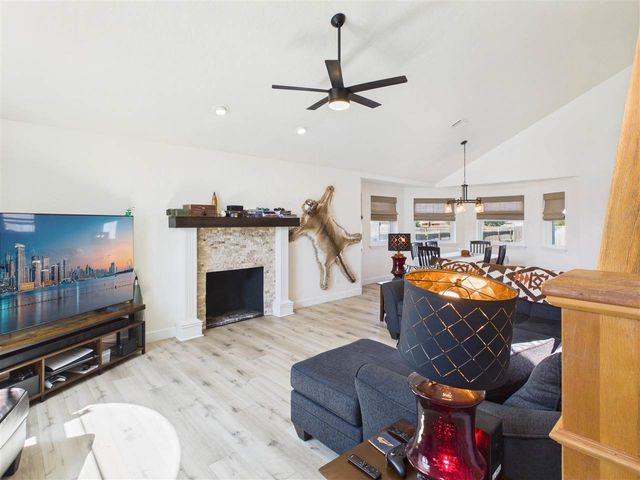 1111 NW 73rd St, Lawton, OK 73505