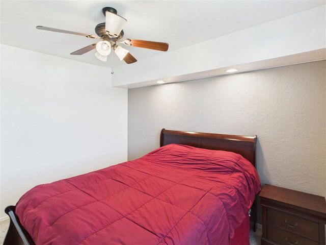 1111 NW 73rd St, Lawton, OK 73505