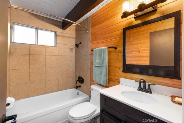 32703 Tulip Lane, Arrowbear, CA 92382