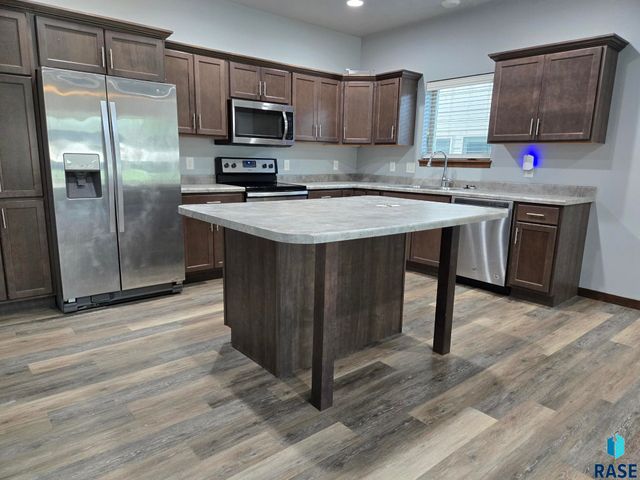 504 W Cascade St Street, Sioux Falls, SD 57108