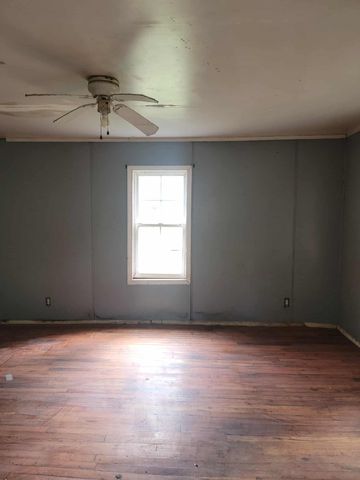 370 Reffitt Road, Jeffersonville, KY 40337