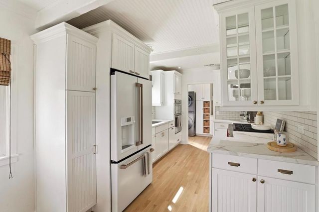 456 King Street, Redwood City, CA 94062