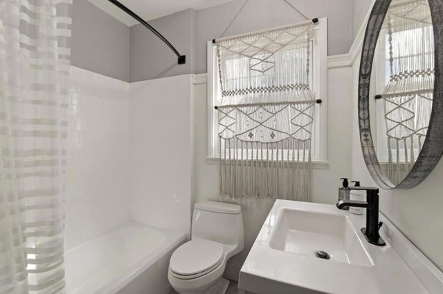 456 King Street, Redwood City, CA 94062