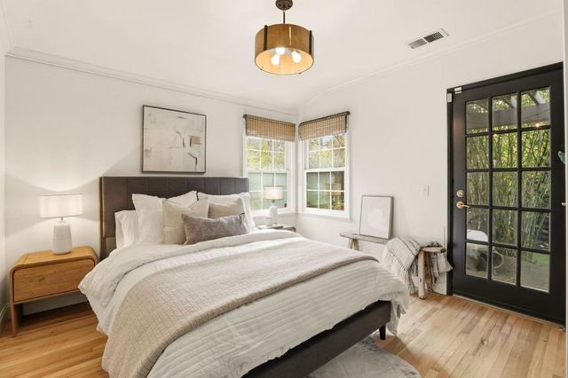 456 King Street, Redwood City, CA 94062