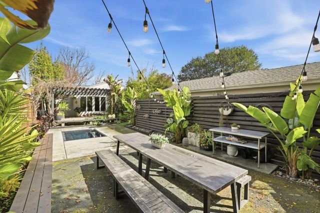 456 King Street, Redwood City, CA 94062