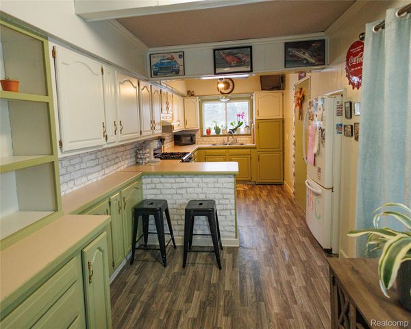 3246 Comer Drive, Genesee Charter Township, MI 48506