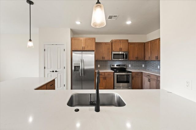 934 storm Drive, Guthrie, OK 73044