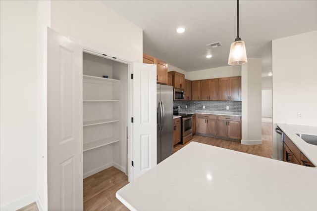 934 storm Drive, Guthrie, OK 73044