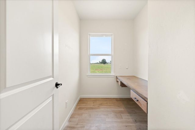 934 storm Drive, Guthrie, OK 73044