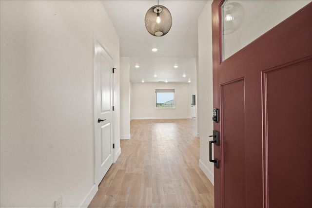 934 storm Drive, Guthrie, OK 73044