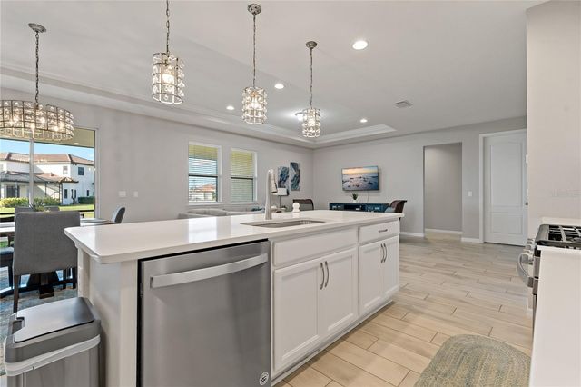 4604 TOBERMORY WAY, Bradenton, FL 34211