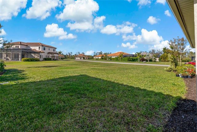 4604 TOBERMORY WAY, Bradenton, FL 34211