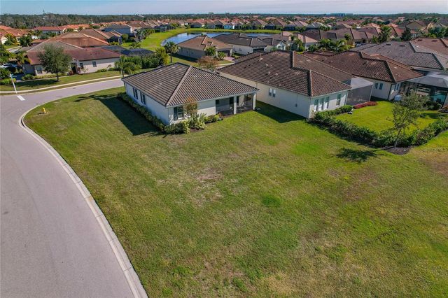 4604 TOBERMORY WAY, Bradenton, FL 34211