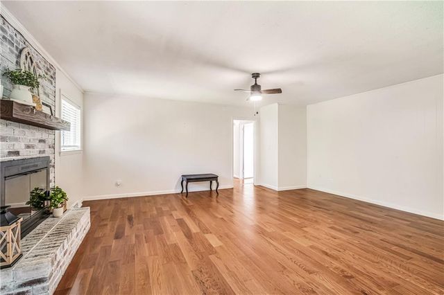 2814 Suncrest Drive, Dalton, GA 30720