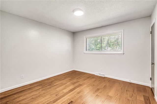 2814 Suncrest Drive, Dalton, GA 30720