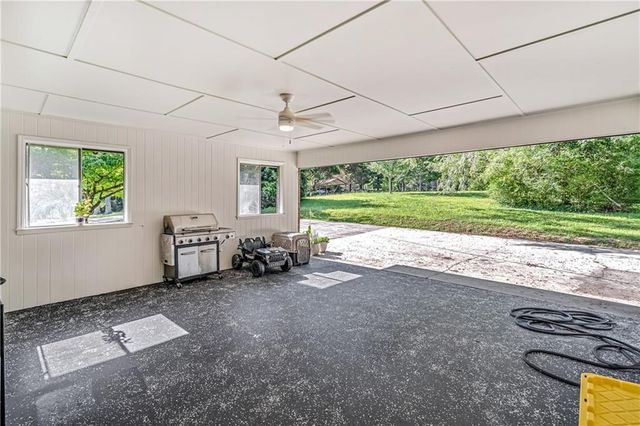 2814 Suncrest Drive, Dalton, GA 30720