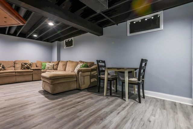 157 Shaleridge Drive, Pataskala, OH 43062
