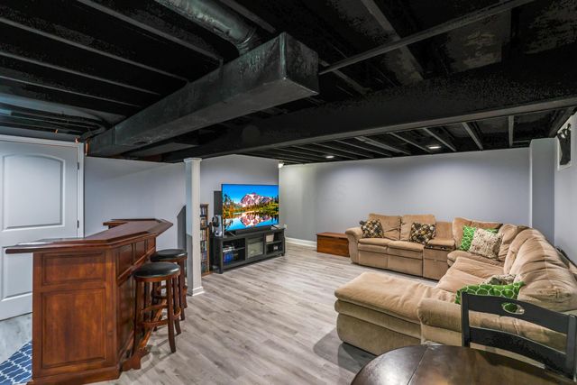 157 Shaleridge Drive, Pataskala, OH 43062