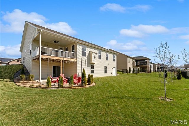 224 Meridian Oaks Drive, Glen Carbon, IL 62034